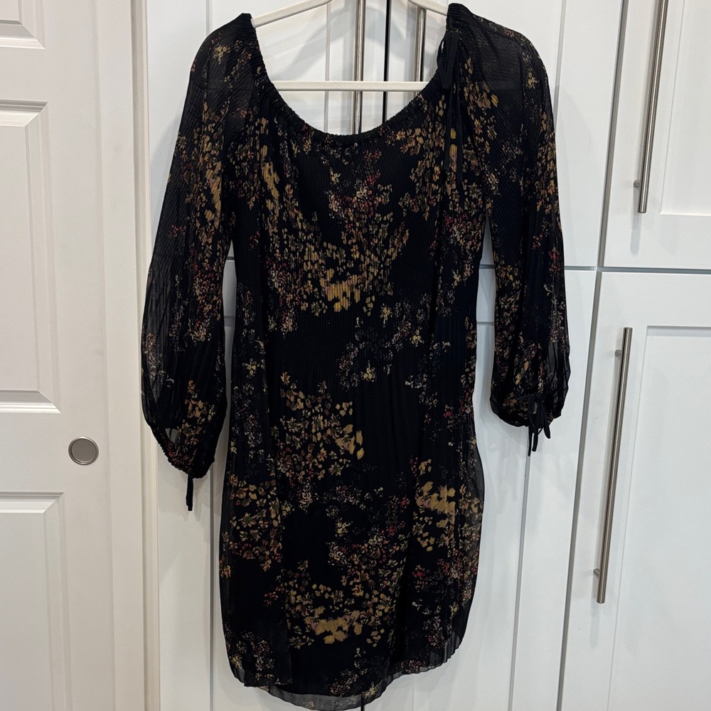 Wilfred Off the Shoulder Dress